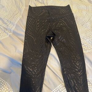 Terez Leggings Black with Black Foil Women's Large, Like New